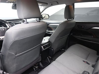 2019 Toyota Highlander LE