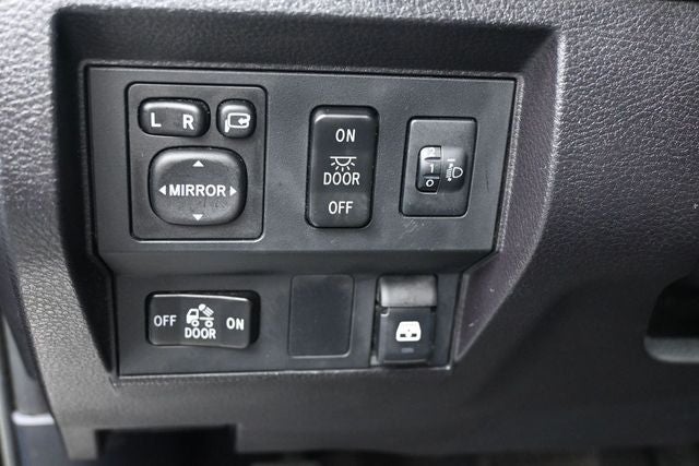 2015 Toyota Tundra Platinum 5.7L V8