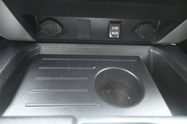 2017 Toyota Tundra SR5