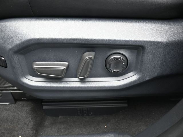 2023 Toyota Tundra Hybrid Capstone