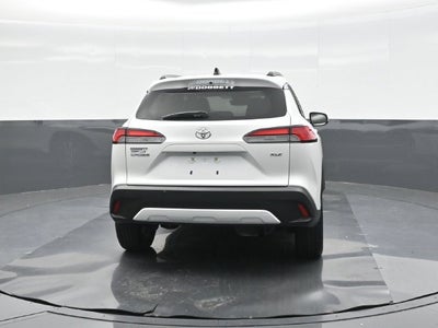 2025 Toyota Corolla Cross XLE