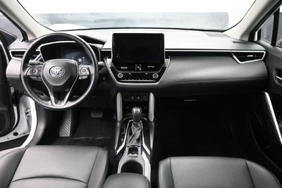 2025 Toyota Corolla Cross XLE