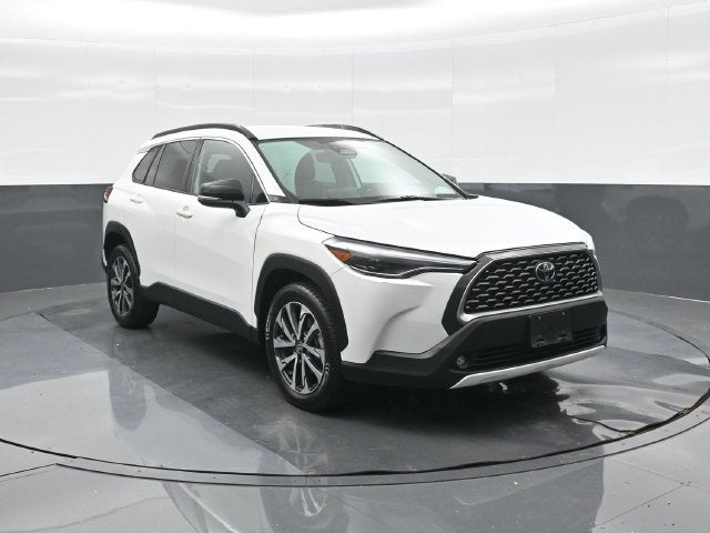 2025 Toyota Corolla Cross XLE
