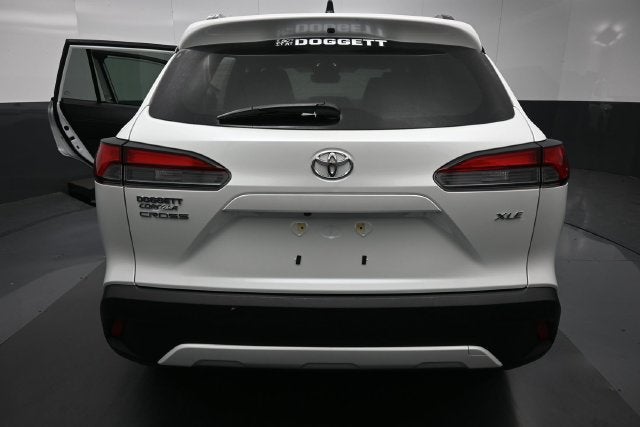 2025 Toyota Corolla Cross XLE