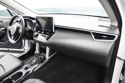 2025 Toyota Corolla Cross XLE