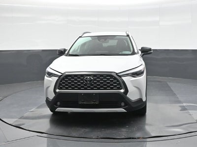 2025 Toyota Corolla Cross XLE