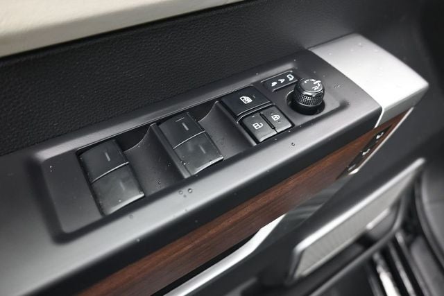 2023 Toyota Sequoia Capstone