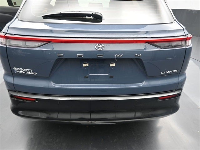 2025 Toyota Crown Signia Limited