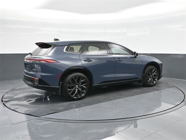 2025 Toyota Crown Signia Limited