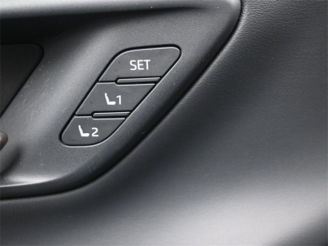 2025 Toyota Crown Signia Limited