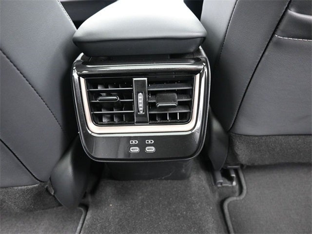 2025 Toyota Crown Signia Limited