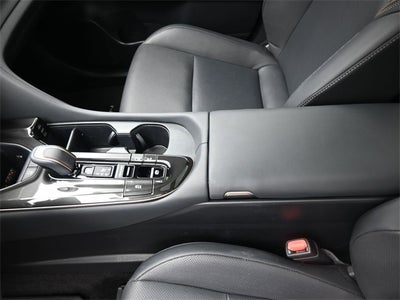 2025 Toyota Crown Signia Limited