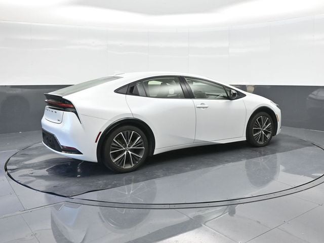 2025 Toyota Prius XLE