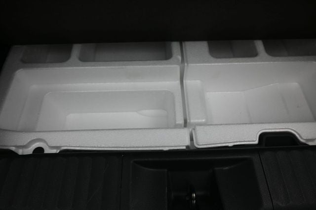 2025 Toyota Prius XLE