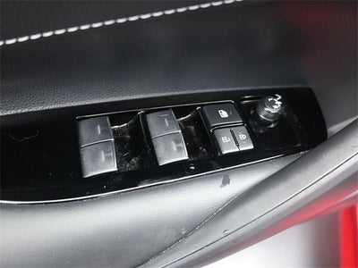 2025 Toyota Corolla Hatchback SE