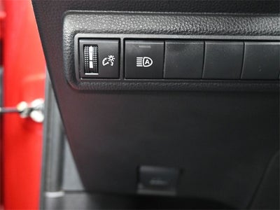 2025 Toyota Corolla Hatchback SE