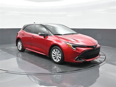 2025 Toyota Corolla Hatchback SE