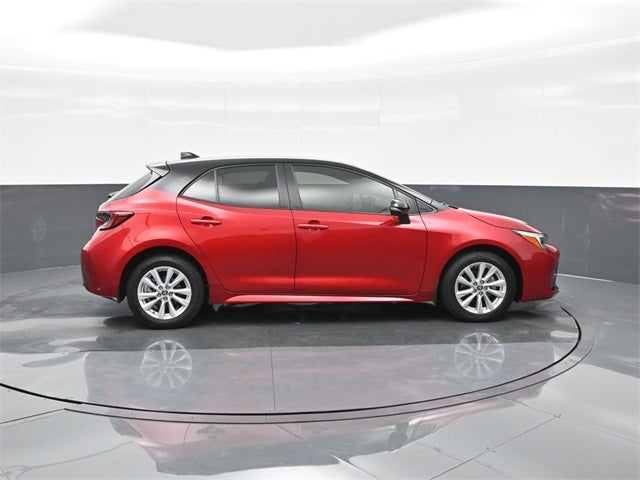 2025 Toyota Corolla Hatchback SE