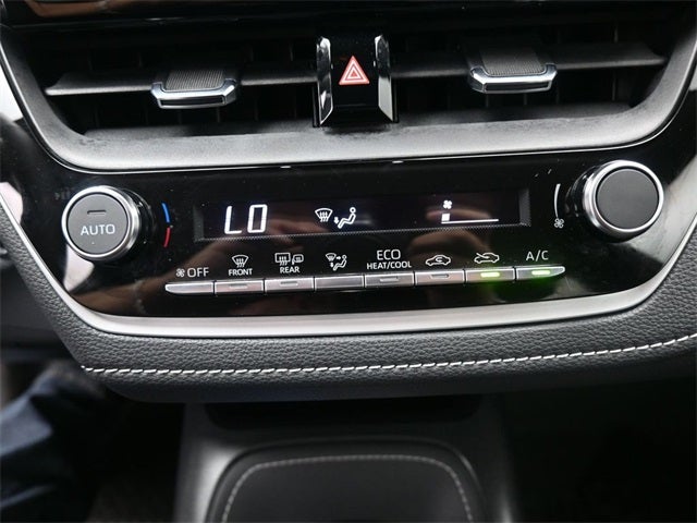 2025 Toyota Corolla Hatchback SE