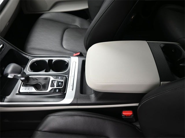 2024 Kia Carnival LX Seat Package