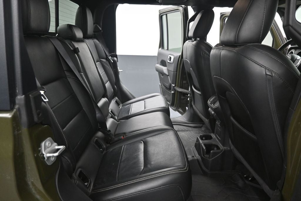 2022 Jeep Gladiator Overland