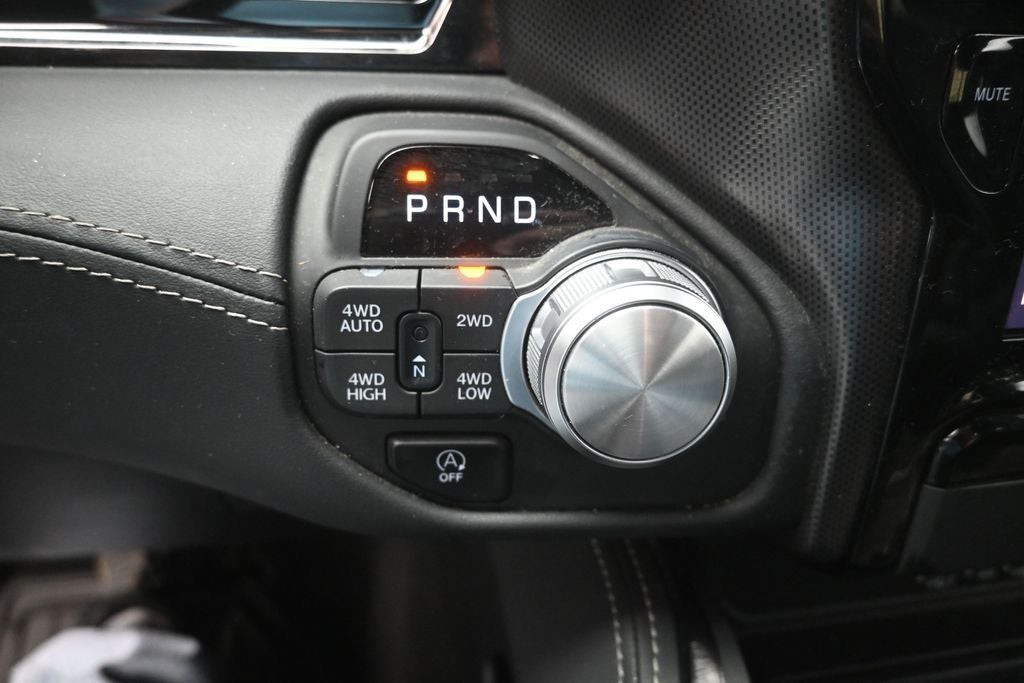 2025 RAM 1500 Limited