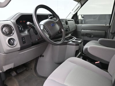 2012 Ford E-350SD XLT