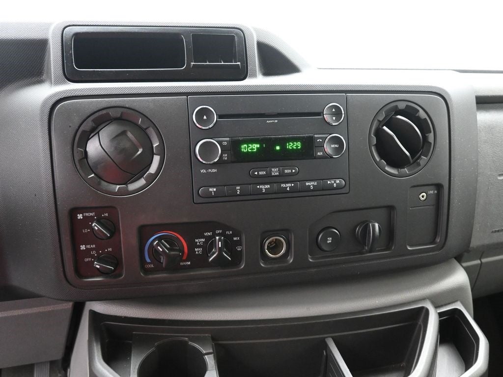 2012 Ford E-350SD XLT