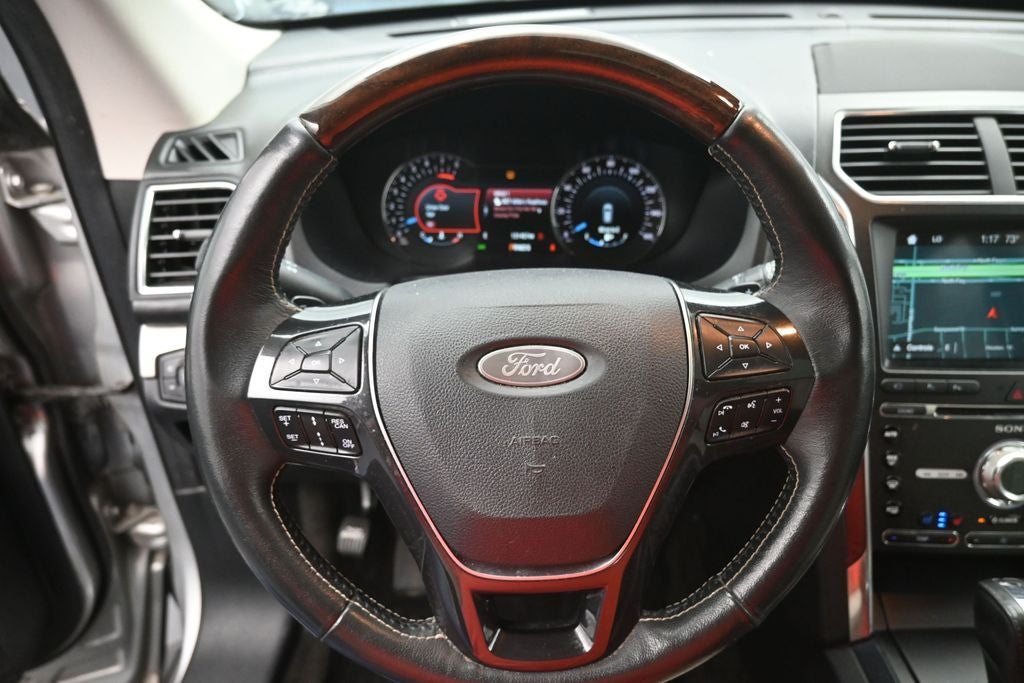2017 Ford Explorer Platinum