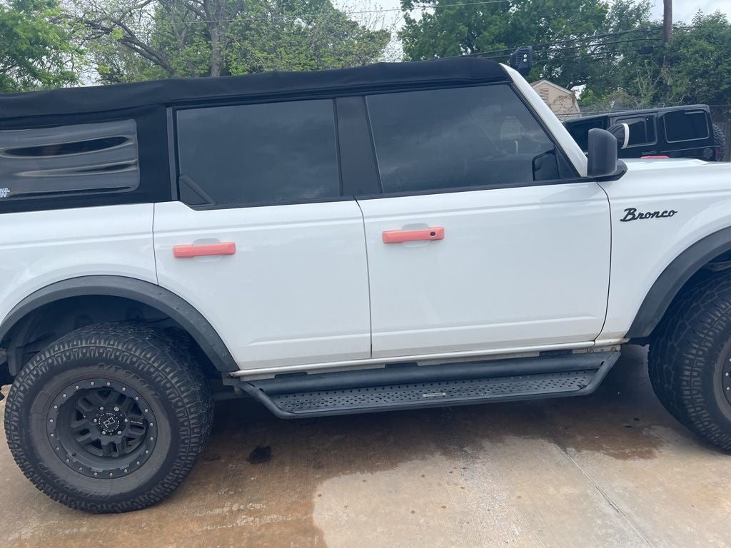 2021 Ford Bronco Base