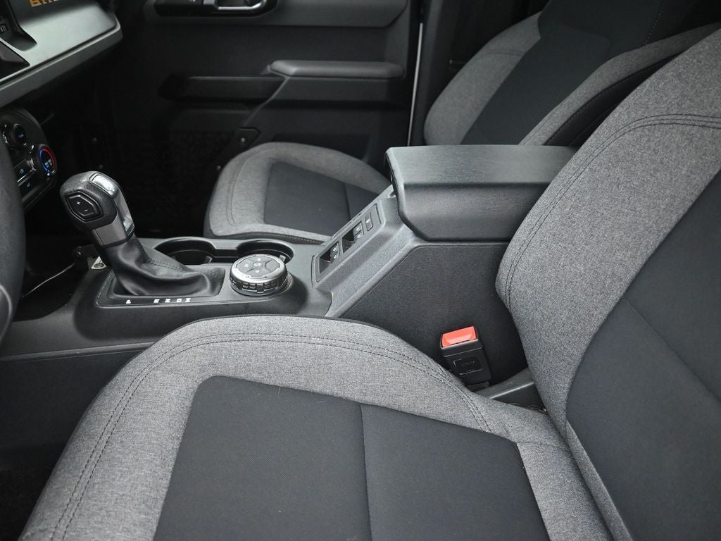 2021 Ford Bronco Base