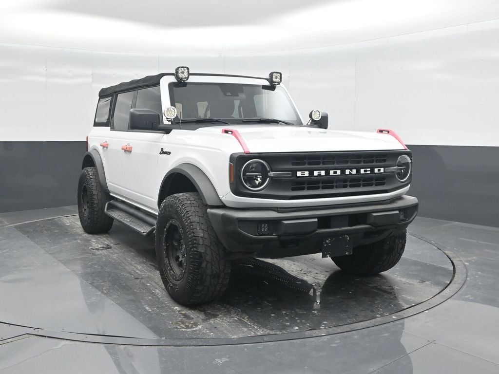 2021 Ford Bronco Base