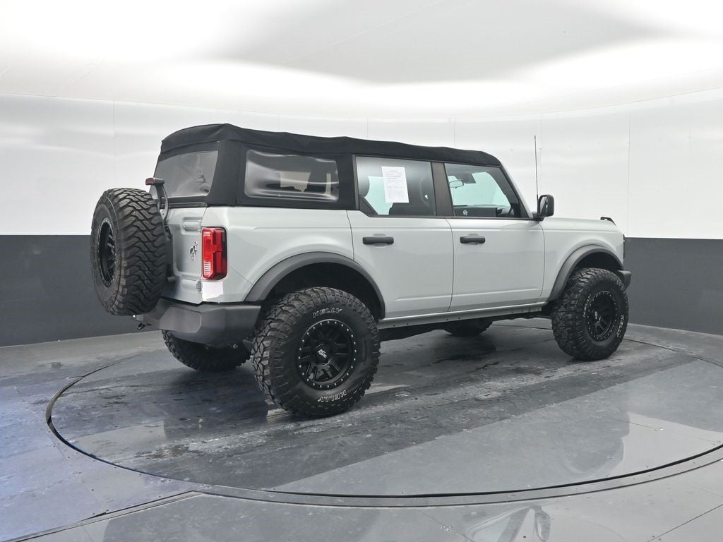 2022 Ford Bronco Base