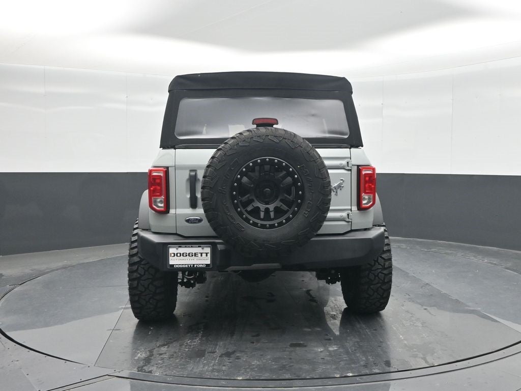 2022 Ford Bronco Base