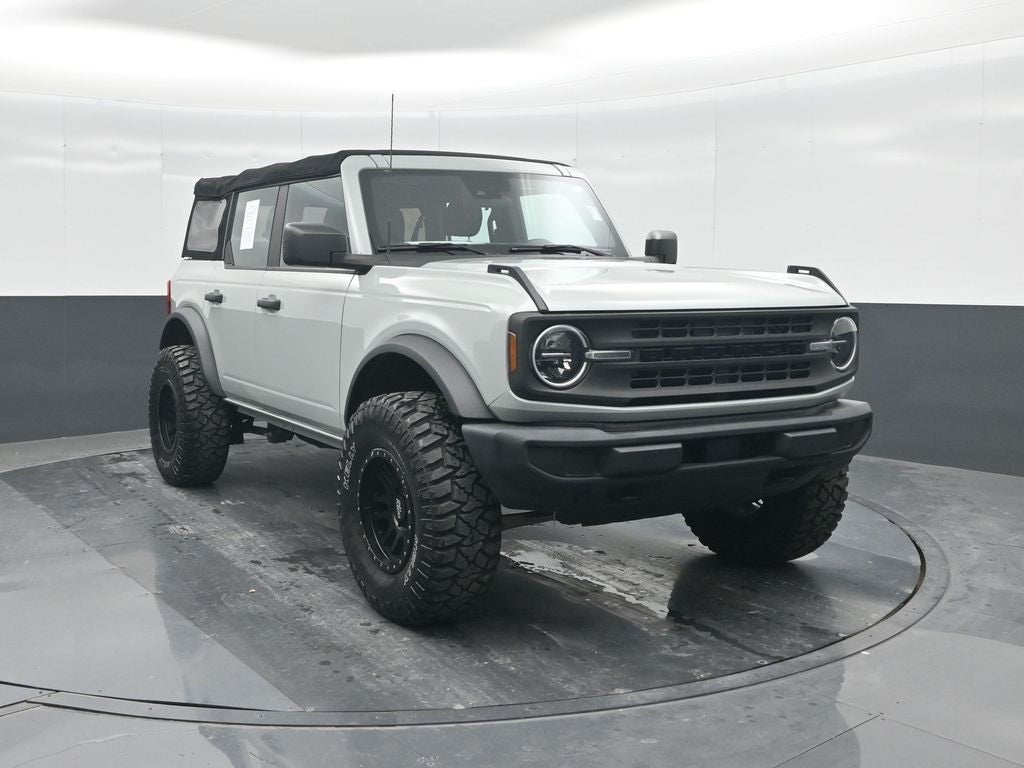 2022 Ford Bronco Base