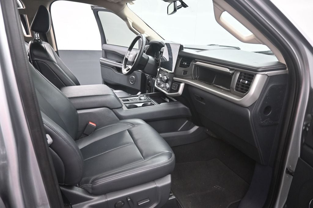 2024 Ford Expedition Max XLT 302 Package