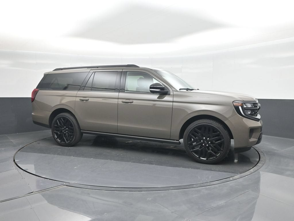 2027 Ford Expedition Max Platinum STEALTH PERFORMANCE