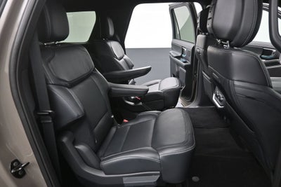 2027 Ford Expedition Max Platinum STEALTH PERFORMANCE