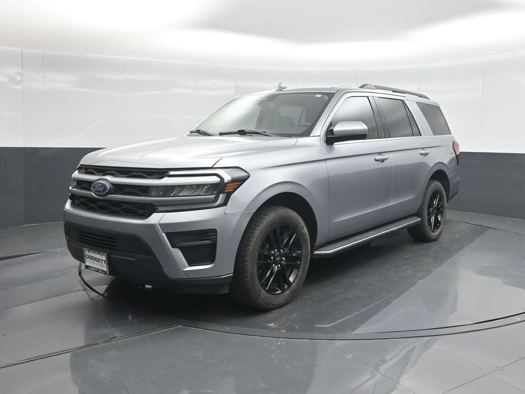 2022 Ford Expedition XLT 302A Package