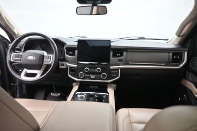 2022 Ford Expedition XLT 302A Package