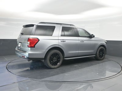 2022 Ford Expedition XLT 302A Package