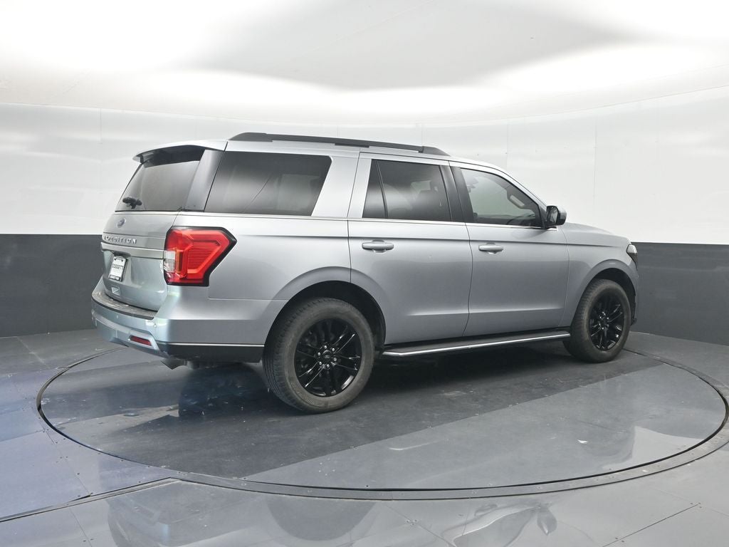 2022 Ford Expedition XLT 302A Package