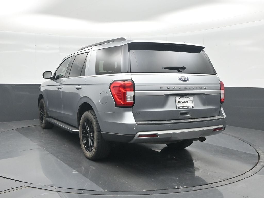 2022 Ford Expedition XLT 302A Package