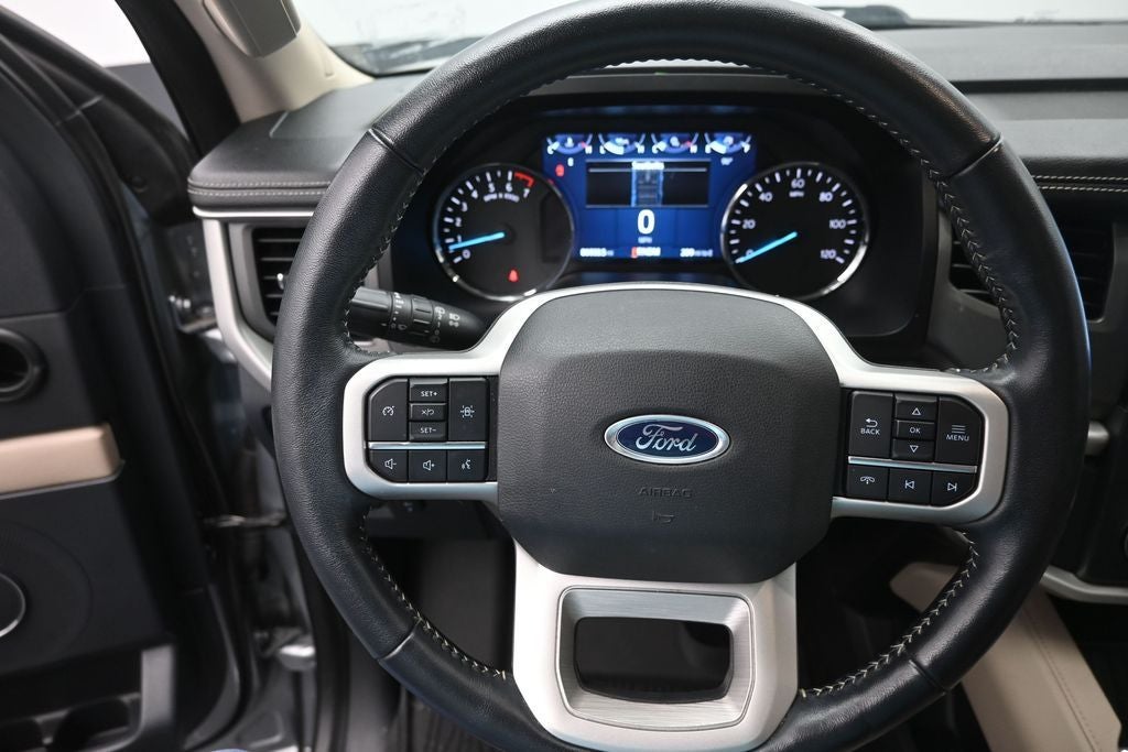 2022 Ford Expedition XLT 302A Package