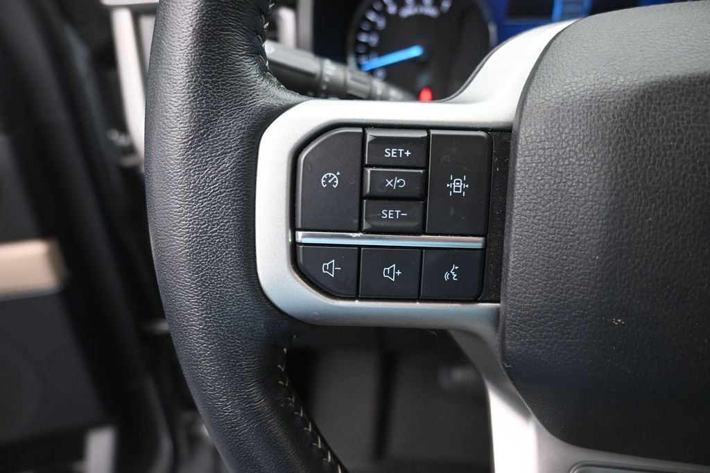 2022 Ford Expedition XLT 302A Package