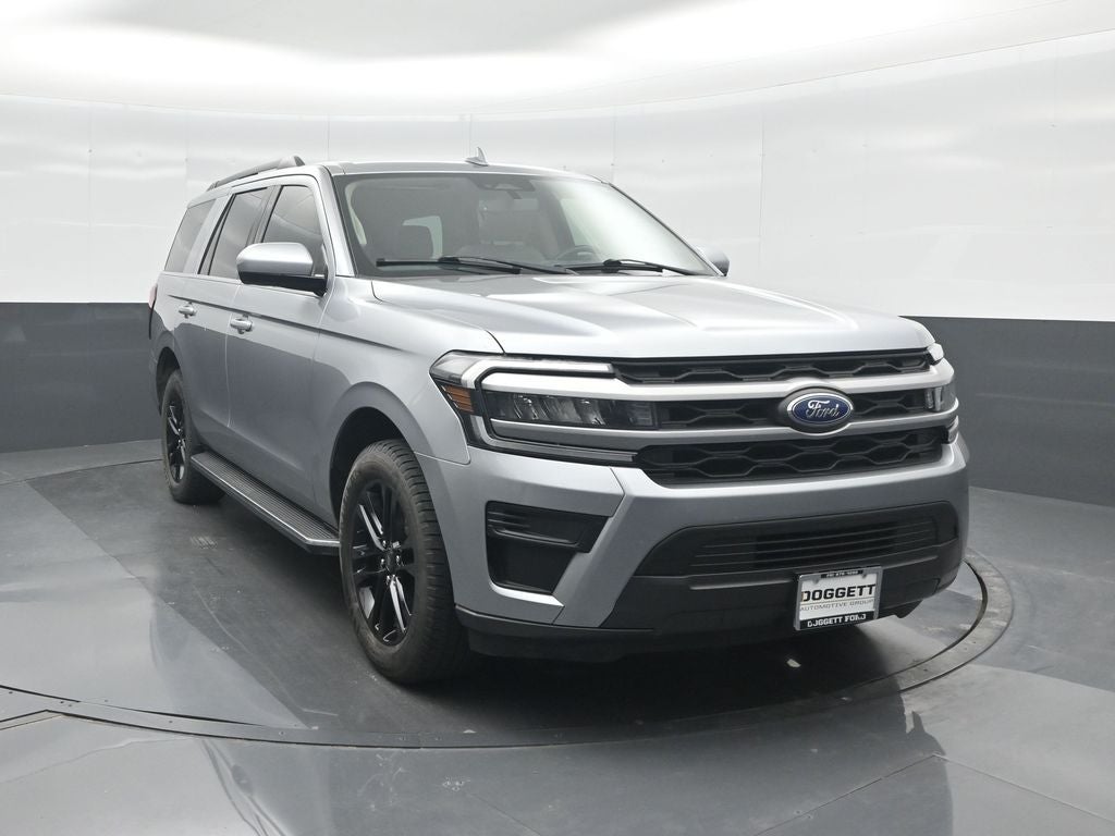 2022 Ford Expedition XLT 302A Package
