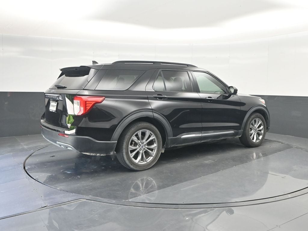 2021 Ford Explorer XLT 302A Package