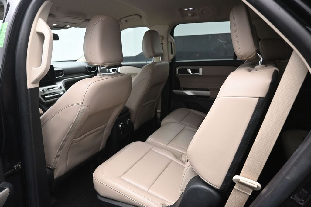 2021 Ford Explorer XLT 302A Package