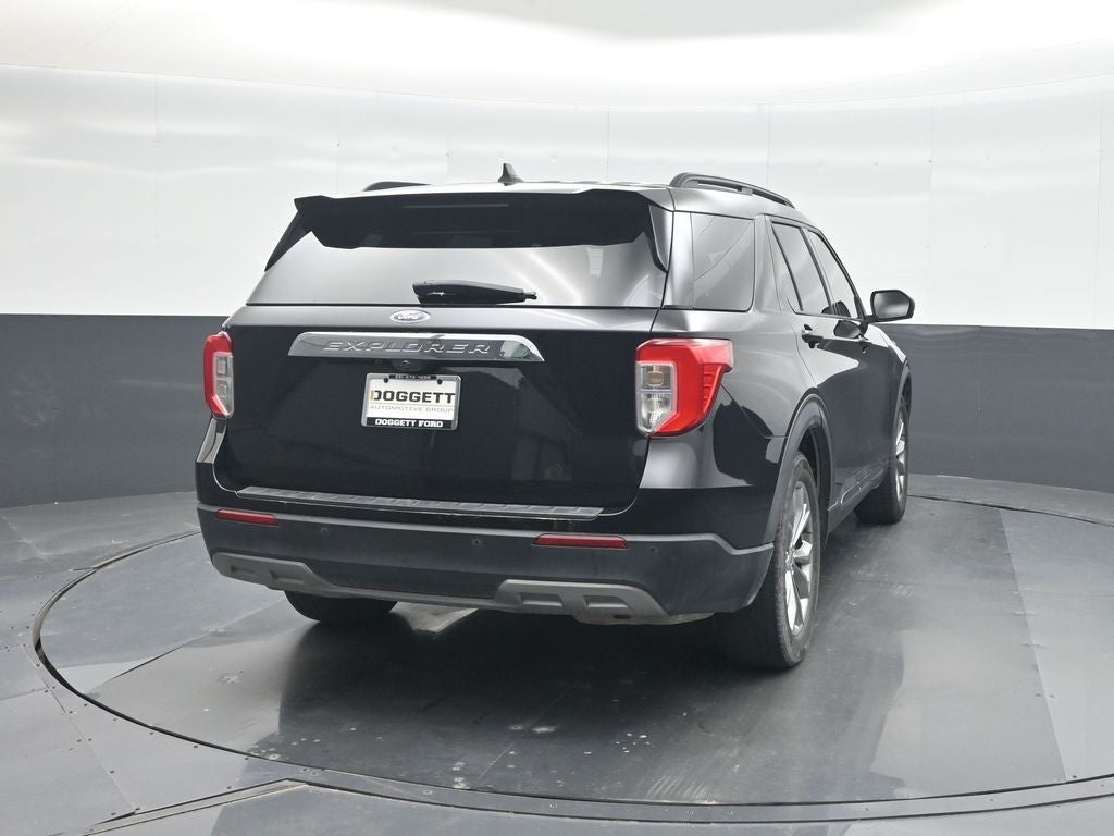 2021 Ford Explorer XLT 302A Package