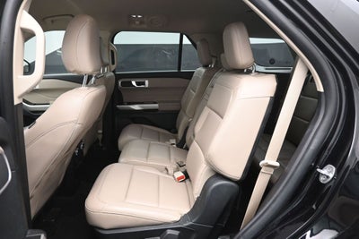 2021 Ford Explorer XLT 302A Package